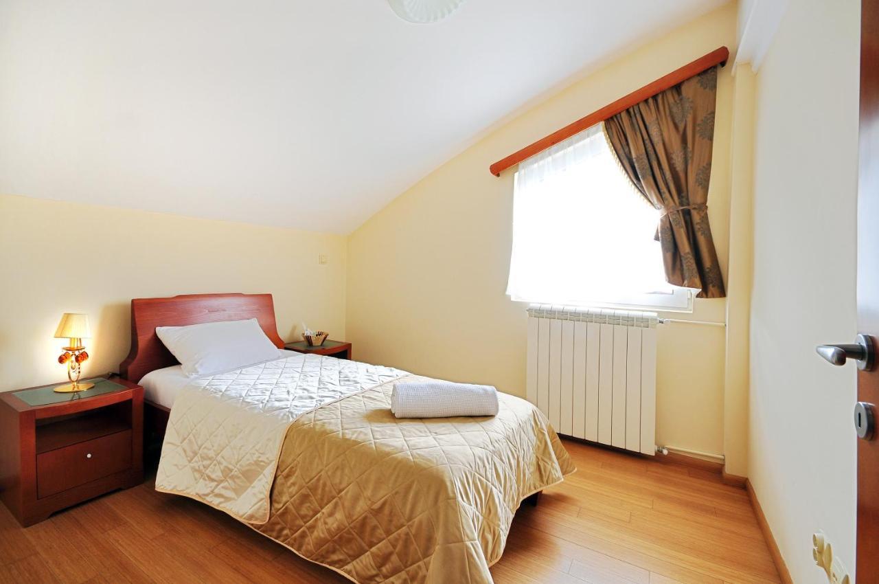 Vrnjačka Banja Sunny Hill Apartments & Aqua Park מראה חיצוני תמונה