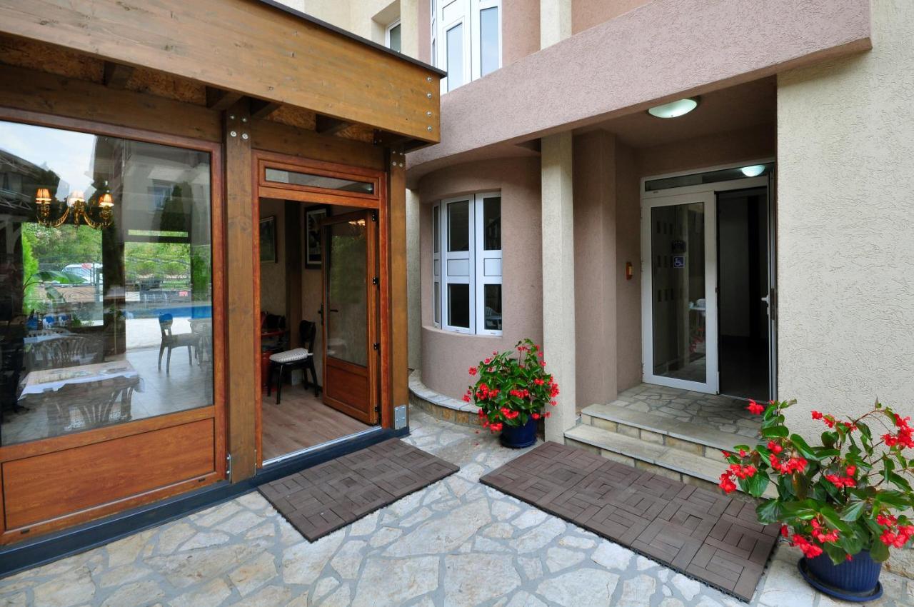 Vrnjačka Banja Sunny Hill Apartments & Aqua Park מראה חיצוני תמונה
