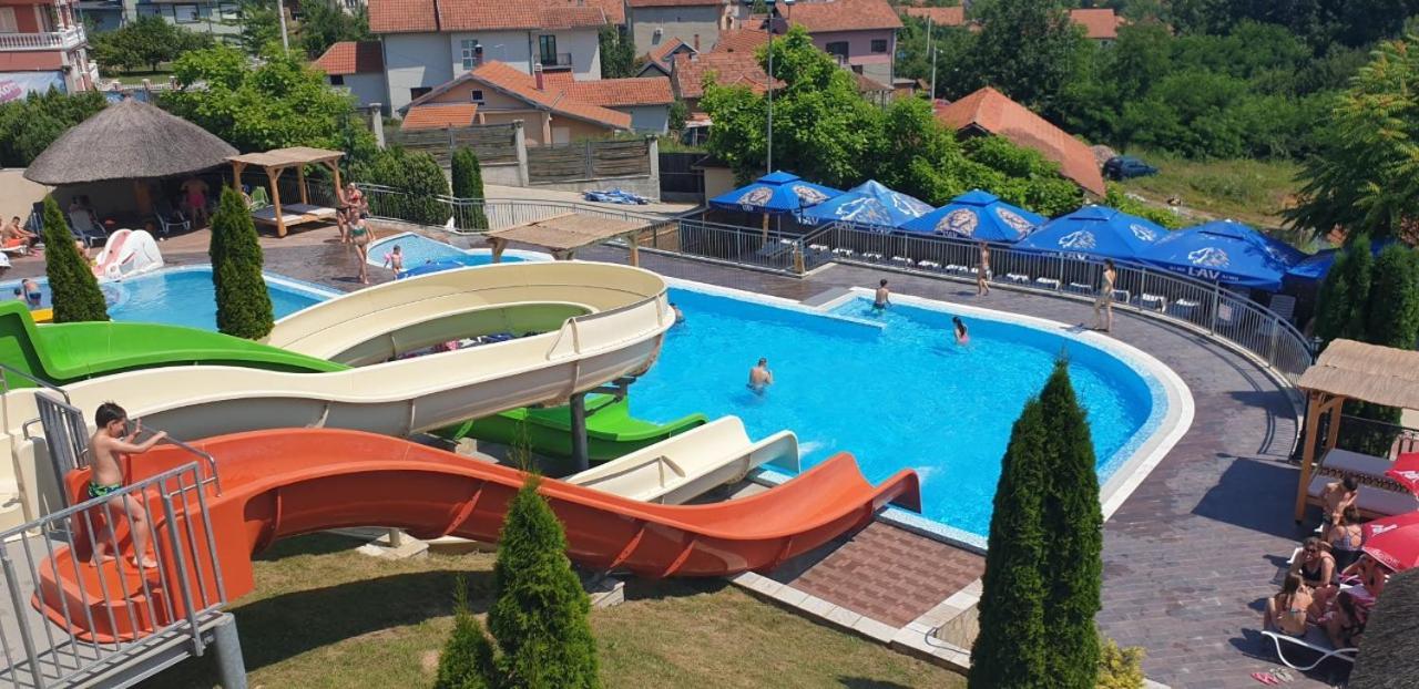 Vrnjačka Banja Sunny Hill Apartments & Aqua Park מראה חיצוני תמונה