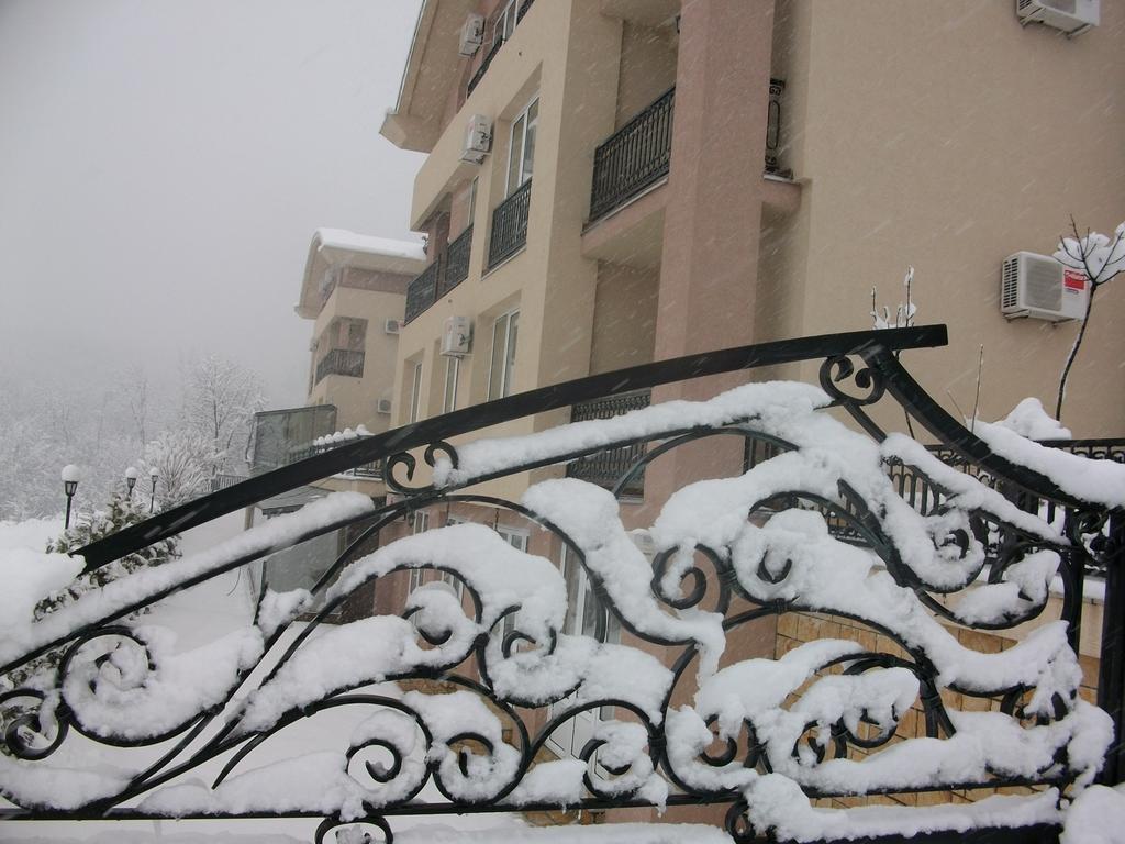 Vrnjačka Banja Sunny Hill Apartments & Aqua Park מראה חיצוני תמונה