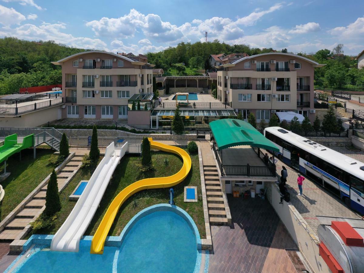 Vrnjačka Banja Sunny Hill Apartments & Aqua Park מראה חיצוני תמונה